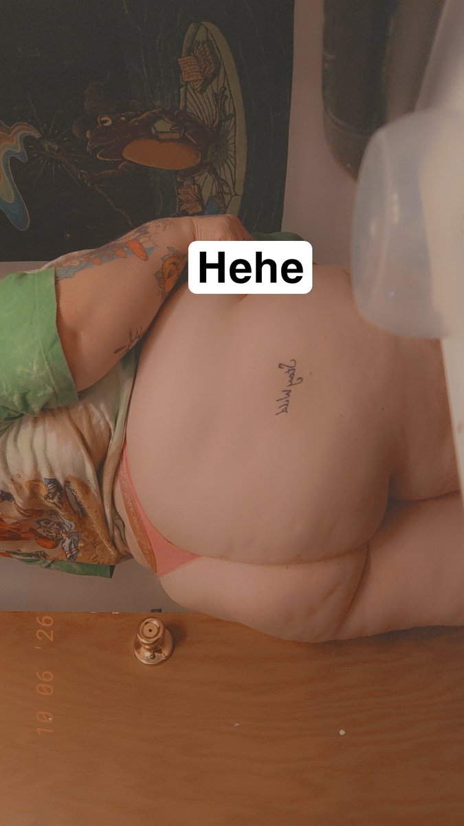 CoffinCupcake69's tweet photo. Bbw ass😋🫢 #bbw #buyingcontent𝗠𝗘 #selling #sext #gooner #nsfw https://t.co/jZ8tSrRWfz