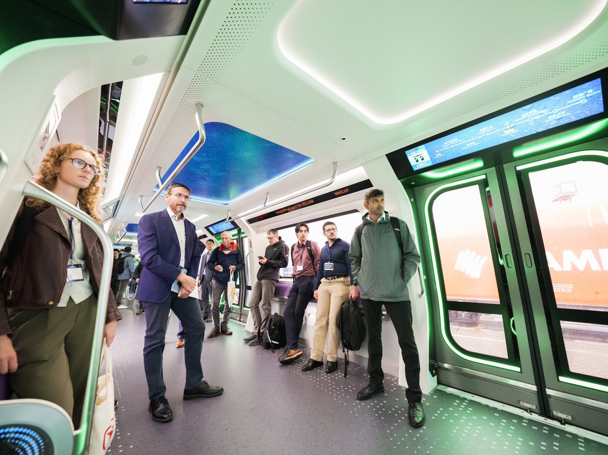 CRRC_global's tweet photo. A little starlight for your daily journey. ✨ VELLINK Intelligent Metro Train’s starry-sky ceiling brings a touch of wonder to the everyday commute. 🌃
That inviting atmosphere extends throughout the interior. Large windows bring in natural light and open up the views, while rotatable seats offer flexible arrangements for different passenger needs.
Combining technology, comfort and thoughtful details, this train’s industrial design has been recognized with an iF Design Award.🏵️
Step aboard and explore it for yourself on the final day of InnoTrans 2026!🚇

#CRRC #VELLINK #InnoTrans2026 #metrotrain