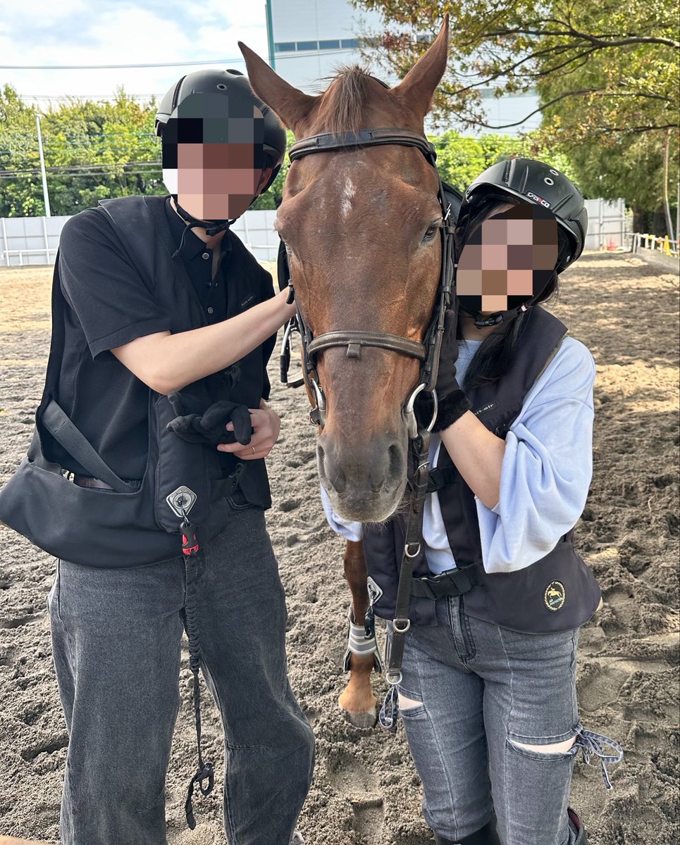 kokonaaa_'s tweet photo. 馬さんに乗ってきた🐎
普段使わない筋肉使いまくって筋肉痛🦵 https://t.co/b1Im2c1McO