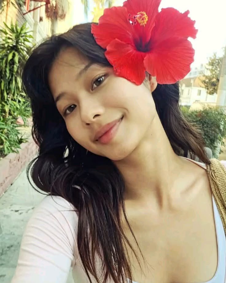 kentutky1's tweet photo. mau punya pacar kaya christy ya allah, janji gak konsonan langit tiap hari 🙏 https://t.co/wYWATQIE1h