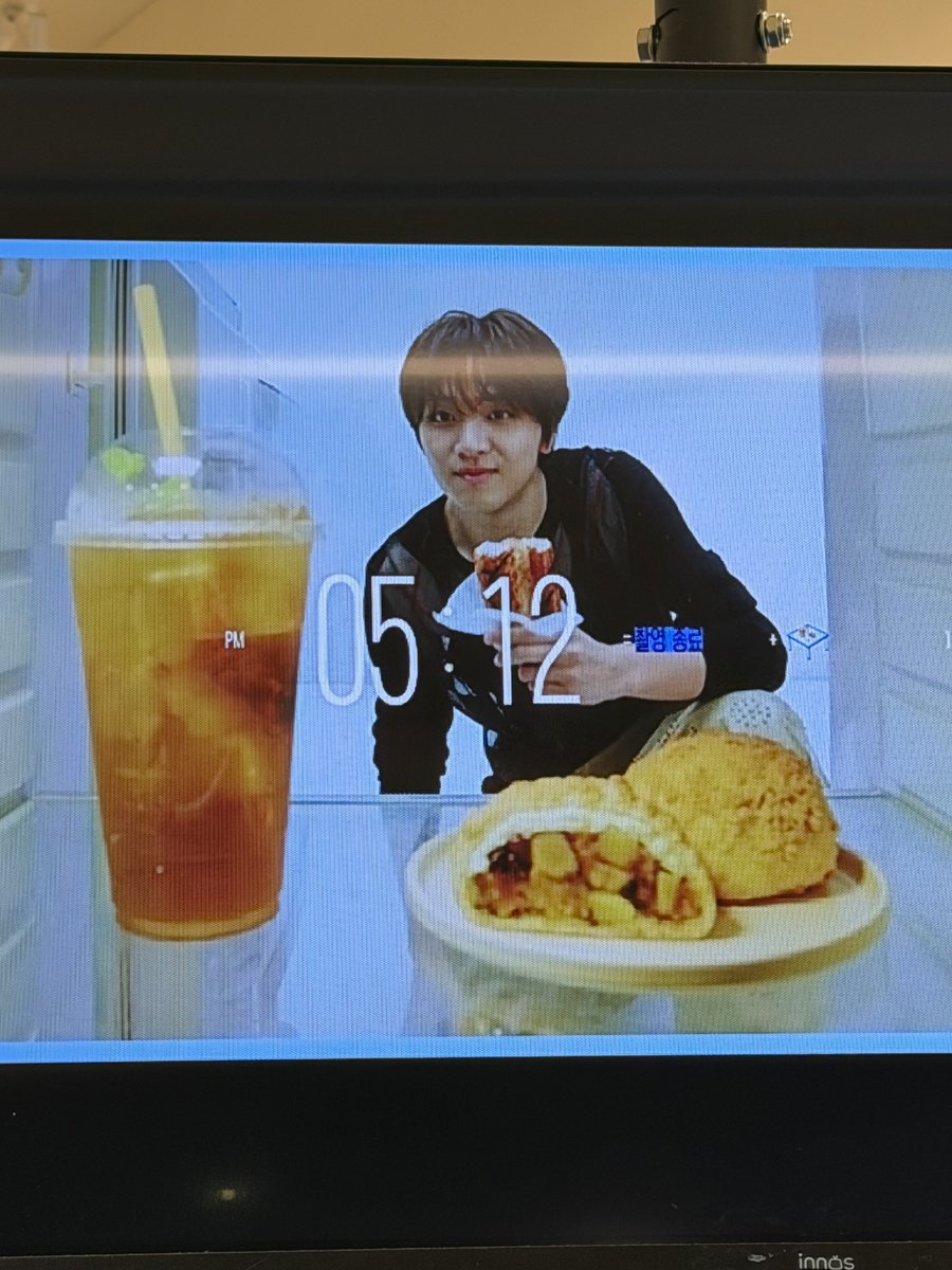 haechanprints's tweet photo. 092526 HAECHAN BBL 🐻💌

*📸*
"haechan in Mega coffee" https://t.co/xhQ2yquelU