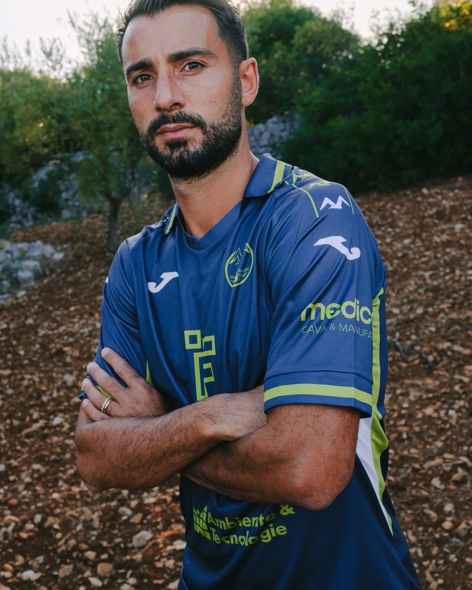 MonopoliCalcio's tweet photo. Third Jersey.
Pugliesi come mai prima di oggi.

Buy on https://t.co/EHDrLvwtuE https://t.co/mDQJf1bJXv