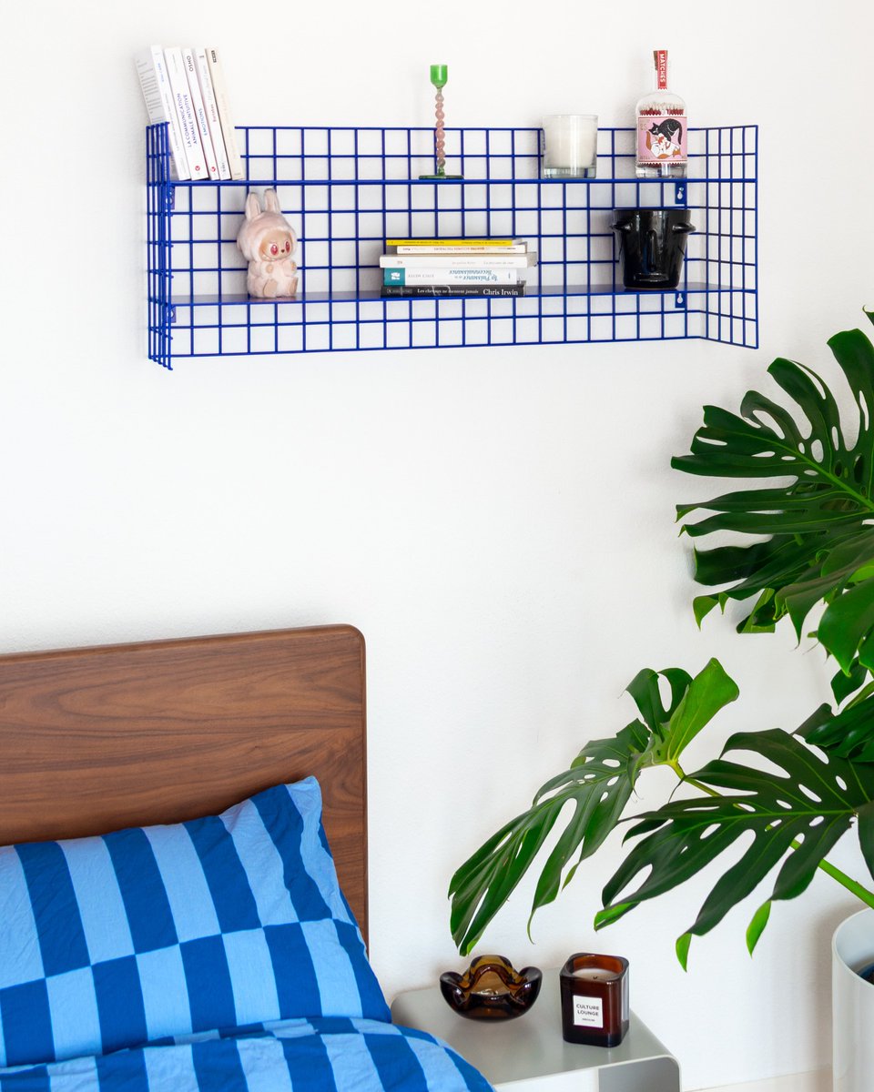 ClarkLysonmz4's tweet photo. No room on the floor? No problem—there’s always the walls. The Swiss-made Cady Wall adapts to your space with multiple sizes and colors to suit every style. https://t.co/d3Bc19hDXl
