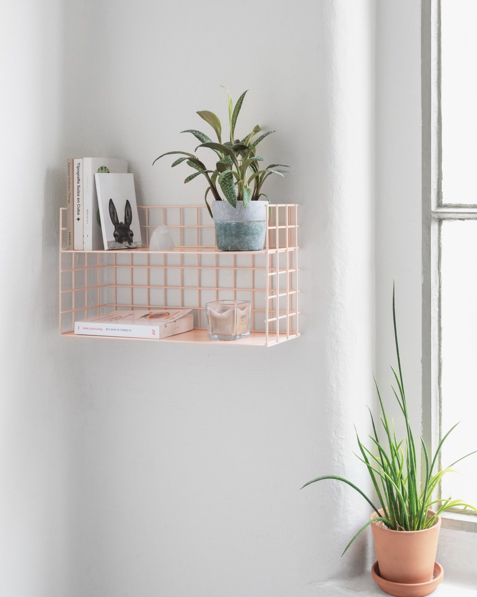 ClarkLysonmz4's tweet photo. No room on the floor? No problem—there’s always the walls. The Swiss-made Cady Wall adapts to your space with multiple sizes and colors to suit every style. https://t.co/d3Bc19hDXl