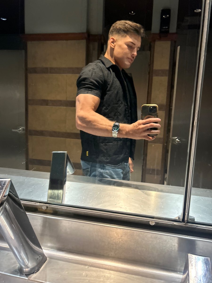 its_jt03's tweet photo. Look great feel great 
#stud #greekguy https://t.co/aang7pshbv