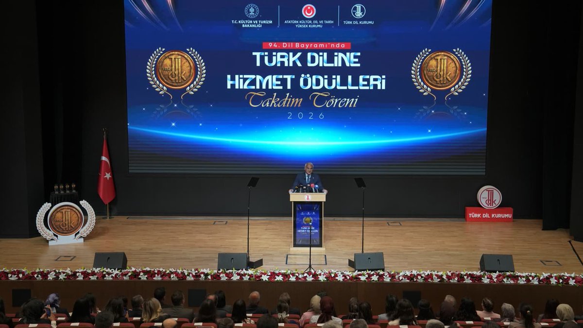 MehmetNuriErsoy's tweet photo. Türkçemiz milletimizin hafızası, kimliği, ortak değerlerimizin ve istiklalimizin taşıyıcısıdır.

Türkçemize emek veren kıymetli isimlerle Atatürk Kültür, Dil ve Tarih Yüksek Kurumumuzda bugün düzenlenen "94. Dil Bayramı'nda Türk Diline Hizmet Ödülleri" programında bir araya geldik ve ödüllerini takdim ettik.

26 Eylül Dil Bayramı’nın 94. yılında, Türkçemizin sesini dünyanın dört bir yanına ulaştırmanın; onu çağın imkânlarıyla geliştirerek geleceğe taşımanın sorumluluğunu bir kez daha hatırlıyoruz.

Ortak Türk Alfabesi konusunda sağlanan mutabakatı, ortak dil ve ortak gelecek idealimizin en anlamlı adımlarından biri olarak görüyoruz.

Türk Diline Hizmet Ödülleri’ne layık görülen Doç. Dr. Sayın Menent Shukrieva’yı, Prof. Dr. Sayın Gülsün Leyla Uzun’u, Türkmeneli Televizyonunu ve Ankara Üniversitesi Dil ve Tarih-Coğrafya Fakültesini gönülden kutluyorum.

Türkçeye sahip çıkmak, millî hafızamıza ve geleceğimize sahip çıkmaktır.