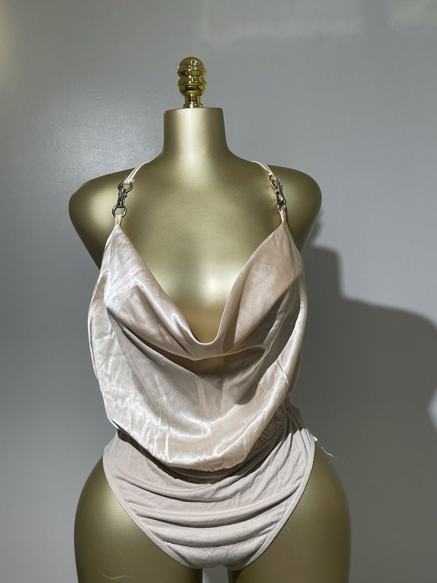 narasthriftstor's tweet photo. Boohoo Bodysuit 
Size: 10-14
Price: N5,000 https://t.co/iFnwmTr2jd