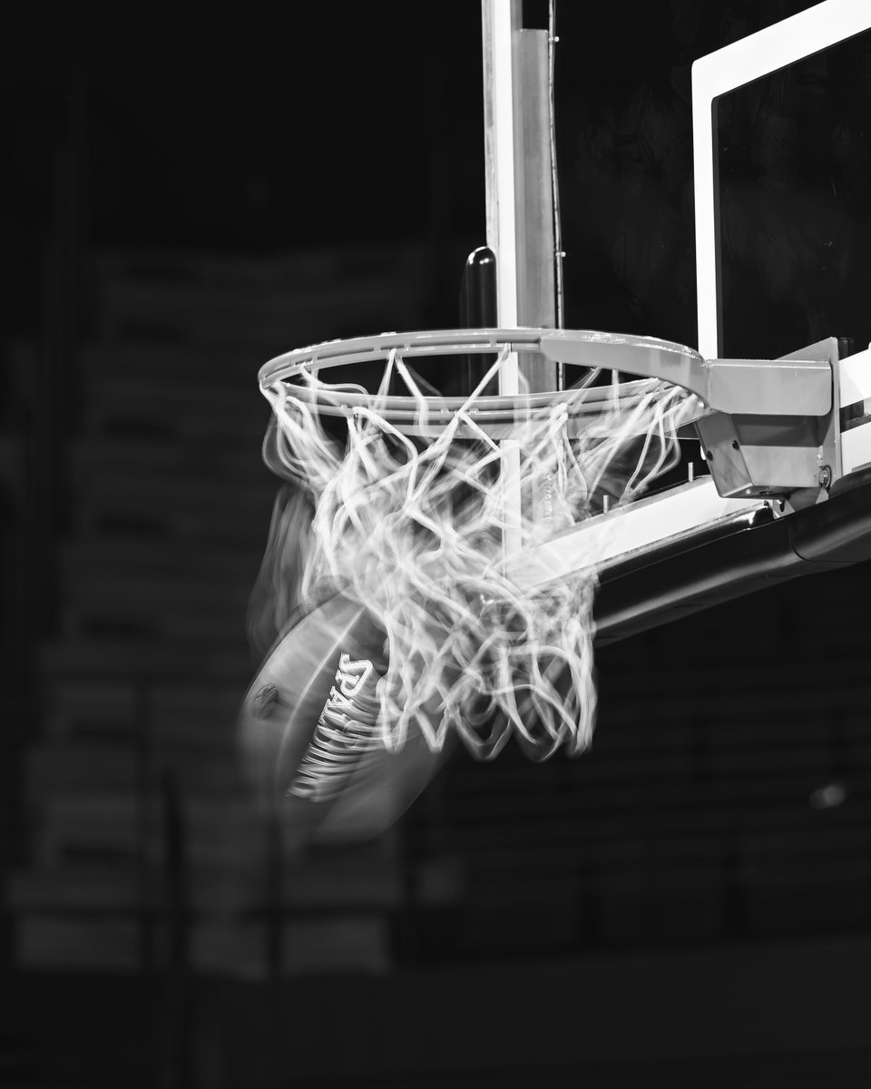 BJK_Basketbol's tweet photo. Feel devotion. ❤️‍🔥 https://t.co/nIIT9y48EX