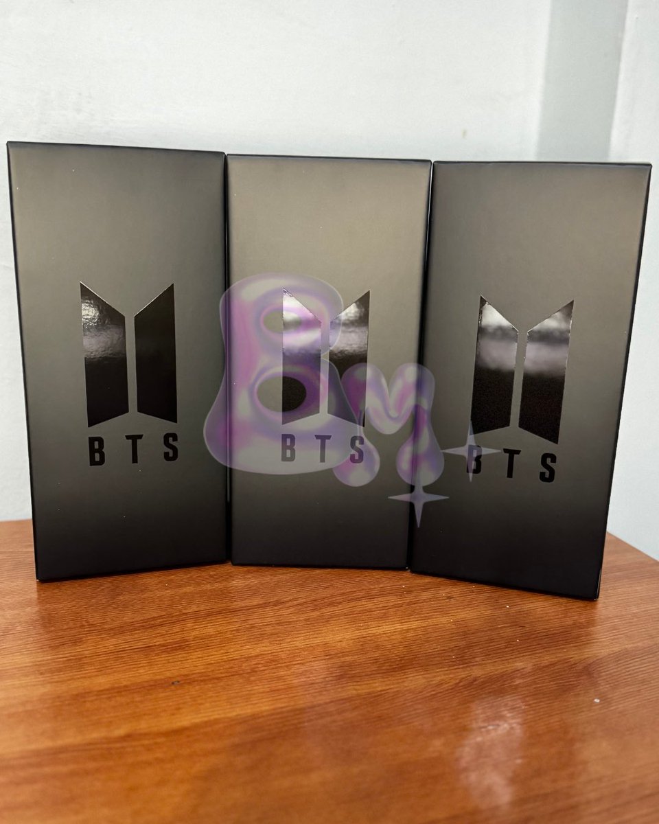 BluemeeGO's tweet photo. WTS LIGHTSTICK BTS READY INA
OFFICIAL - SEALED

DM PLZ
✅Packing
✅CO 🍊/ MANUAL
❌adm oren
📍BANDUNG
t. Ls konser armybomb ver 4 https://t.co/a54b71JwsD