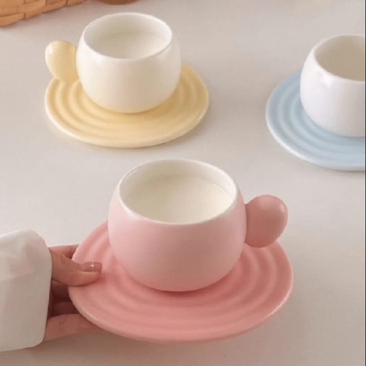 febbyieay's tweet photo. cuteness overload! 
aesthetic &amp; colorful mug☕💐 https://t.co/iYPZF7adjk