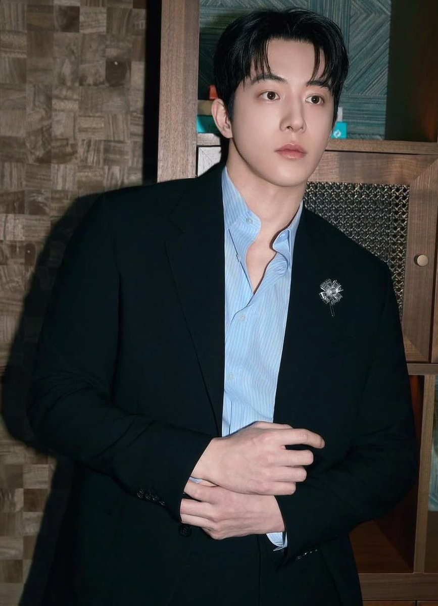 JOOHYUKaeth's tweet photo. @aetheriacademy Format:
Hello, I am Angkasa Langit

I have received Aetheria’s invitation, and I am here to accept my place within the Academy.

I am ready to step beyond the gates and begin my journey as an Aetherian. ✦

[Attach your photo] https://t.co/6lQghuNUzf