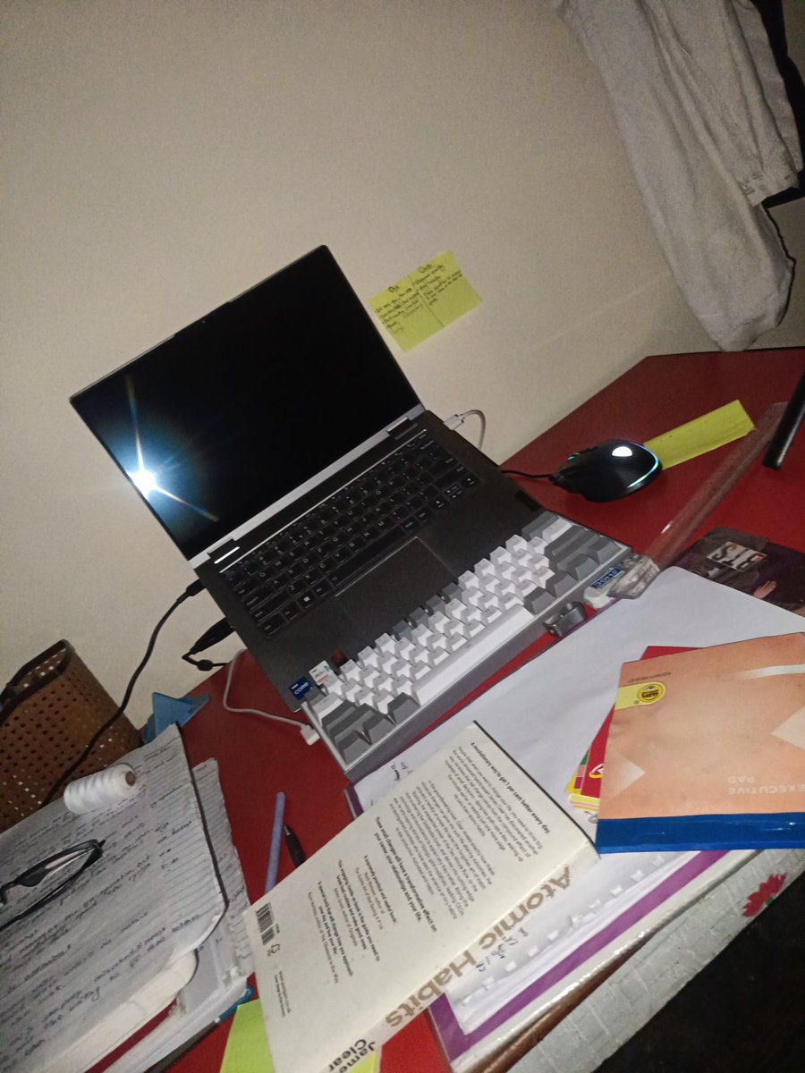 shivankit7557's tweet photo. Day-6 
Due to bad wheather electricity is off in my area.
Abel to rebuilt only 100xdev clone.

Thoda sa messy ho gya aj.
#100daysofcode https://t.co/eg1yJ3MZkg