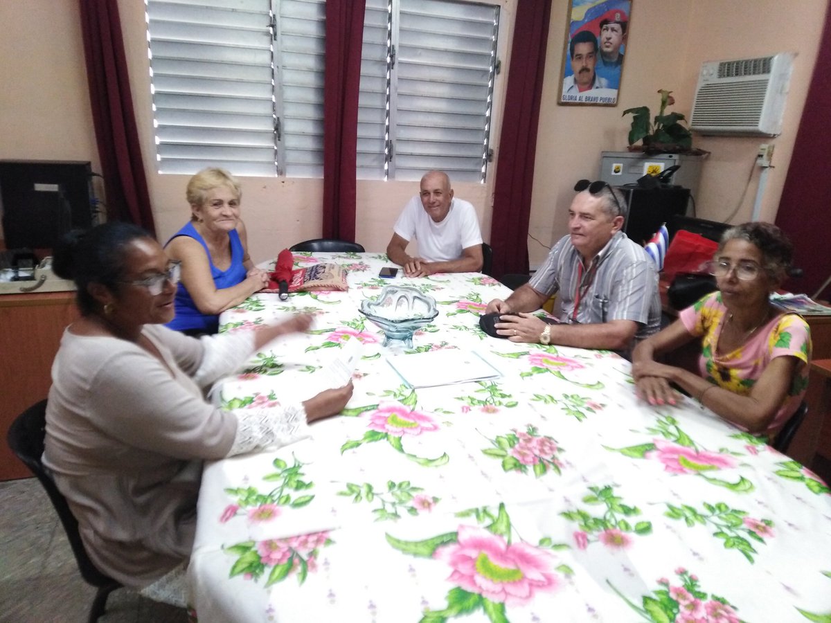 AsmbleaMu94569's tweet photo. #PoderPopular #PoderDelPueblo La Comisión Permanente de Trabajo de Asuntos económicos de la AMPP de Artemisa.
#50AniversarioDelPoderPopular https://t.co/2Bly0CQVVZ