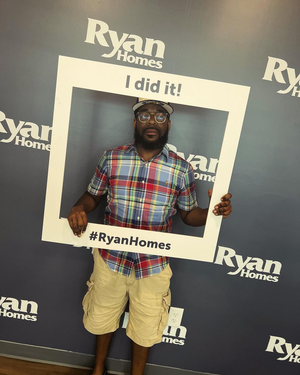 DelindaFref6's tweet photo. Honored to help a father purchase his first home just before Father’s Day. Thank you, EJ, for trusting me. Congratulations, bro—wishing you and baby girl many happy memories in your new home! https://t.co/EH7MjMTLJ4