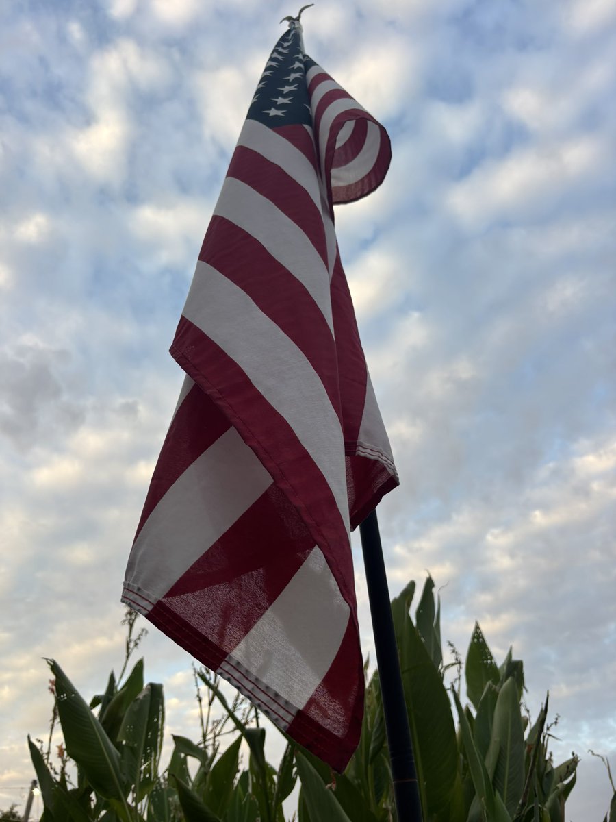 GodandCountryy's tweet photo. Best Country in the World 🇺🇸🇺🇸🇺🇸 https://t.co/REsJaE6Ydr