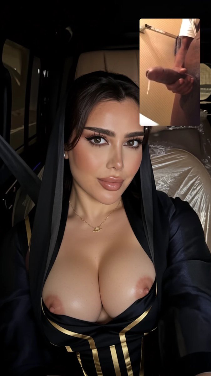 bbc4hijabi's tweet photo. زوجتك مطلعة صدرها حق فحلها الافريقي وقت اتصال فيديو 🍆💦، وانت في الدوام زي الكلب 🦮. https://t.co/lgOz8kzXaz
