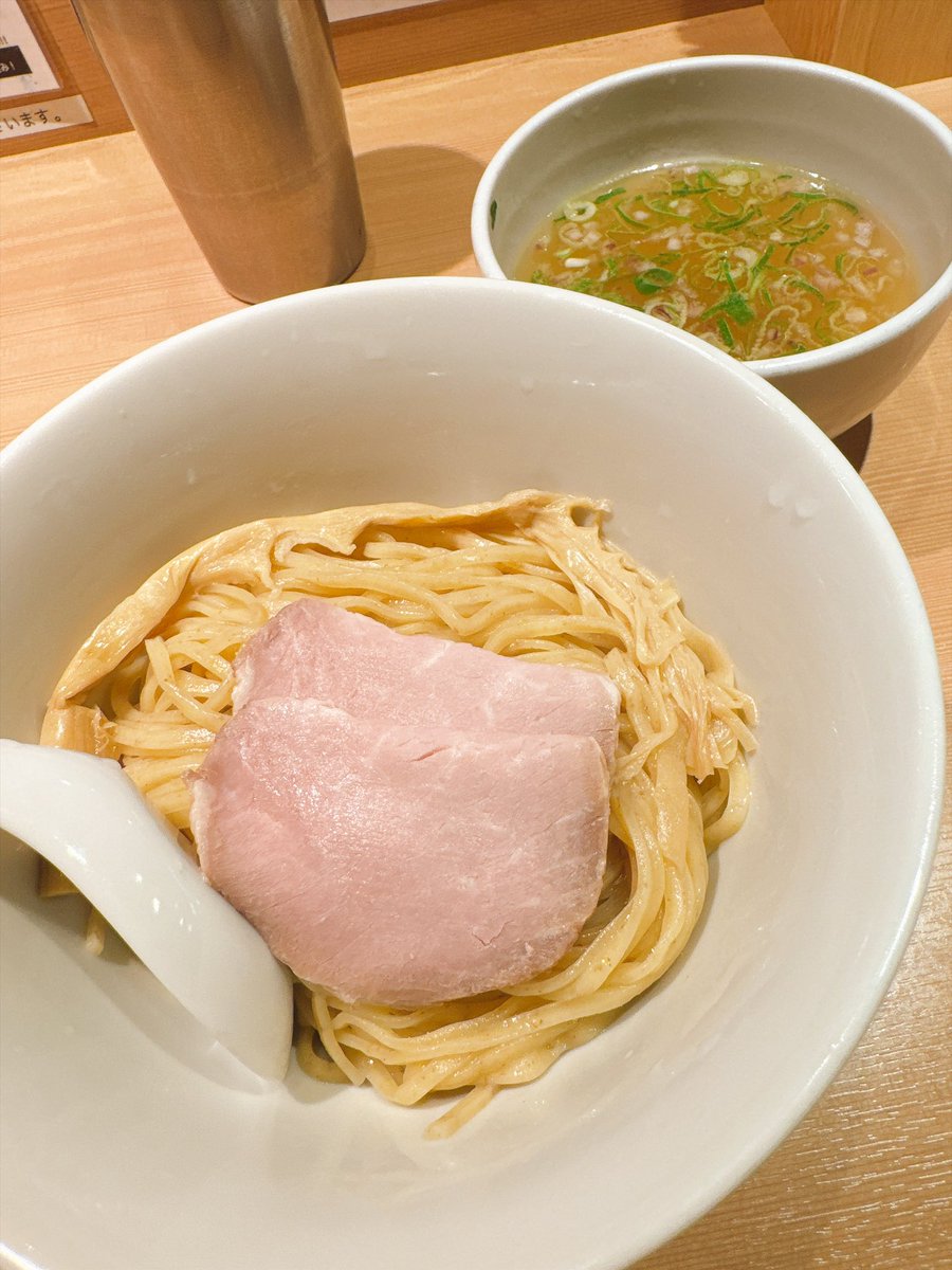 Spice4qol's tweet photo. 今日はちょっと上品に
おつけ麺☺️ https://t.co/kiEKQ03zFI