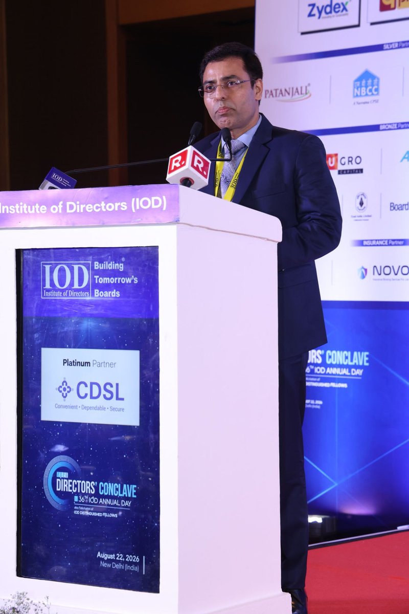 MOFPI_GOI's tweet photo. श्री देवेश देवल, संयुक्त सचिव, #MOFPI ने 36th IOD Annual Day के अवसर पर आयोजित IOD Annual Conclave में शामिल होकर “Responsibility Towards Society &amp; Environment” विषय पर अपने विचार साझा किए। https://t.co/NeRss3EKGE