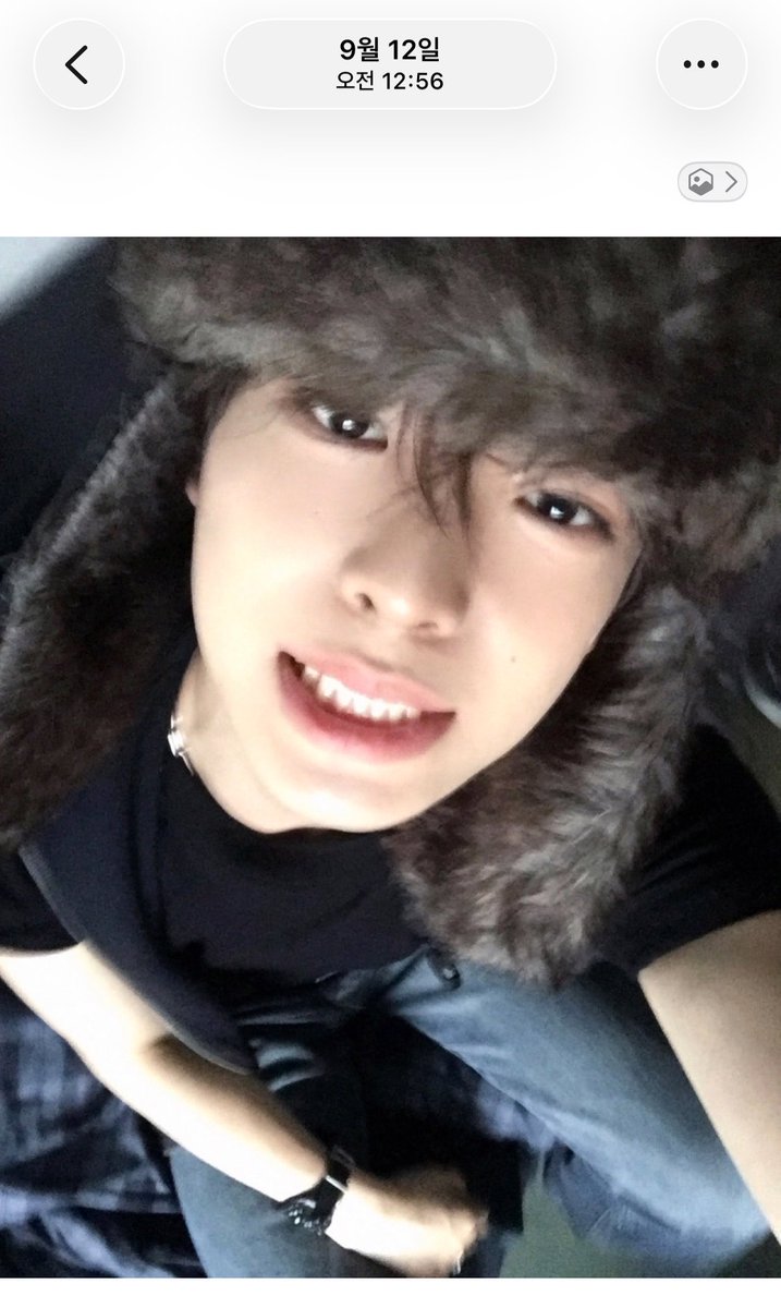 sakunooh_'s tweet photo. 저장하니깐 날짜가 저렇게 뜨네 ?! https://t.co/EIyvbZ8FGq