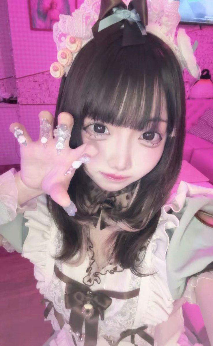 urunya_n's tweet photo. 出勤❕💖

#コンカフェ営業 #大阪コンカフェ #ミナミ #宗右衛門町 #コンカフェ嬢  #自撮り界隈 https://t.co/h2ZutFlSoL
