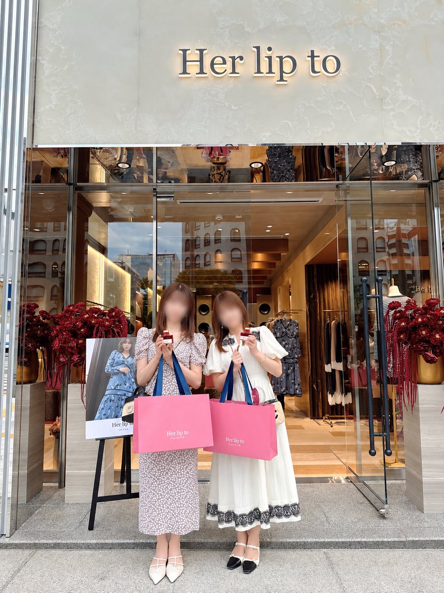 meme_hlt's tweet photo. Her lip to大阪店preview🍒✨みるちゃんとお買い物楽しかった！可愛いりんちゃんとたくさんお喋りできて幸せでした♡ https://t.co/sdX6jiNe6R