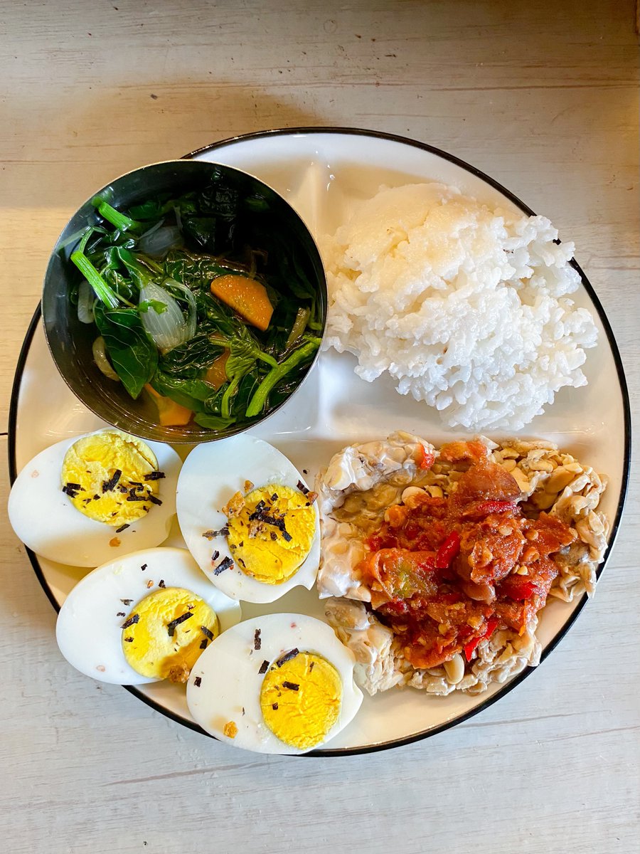 davinaanadaa's tweet photo. RECAP MENU IF SEMINGGU‼️

Diet santai nggak nyiksa loss 18KG. ✨ https://t.co/fxlVy5pYZ1