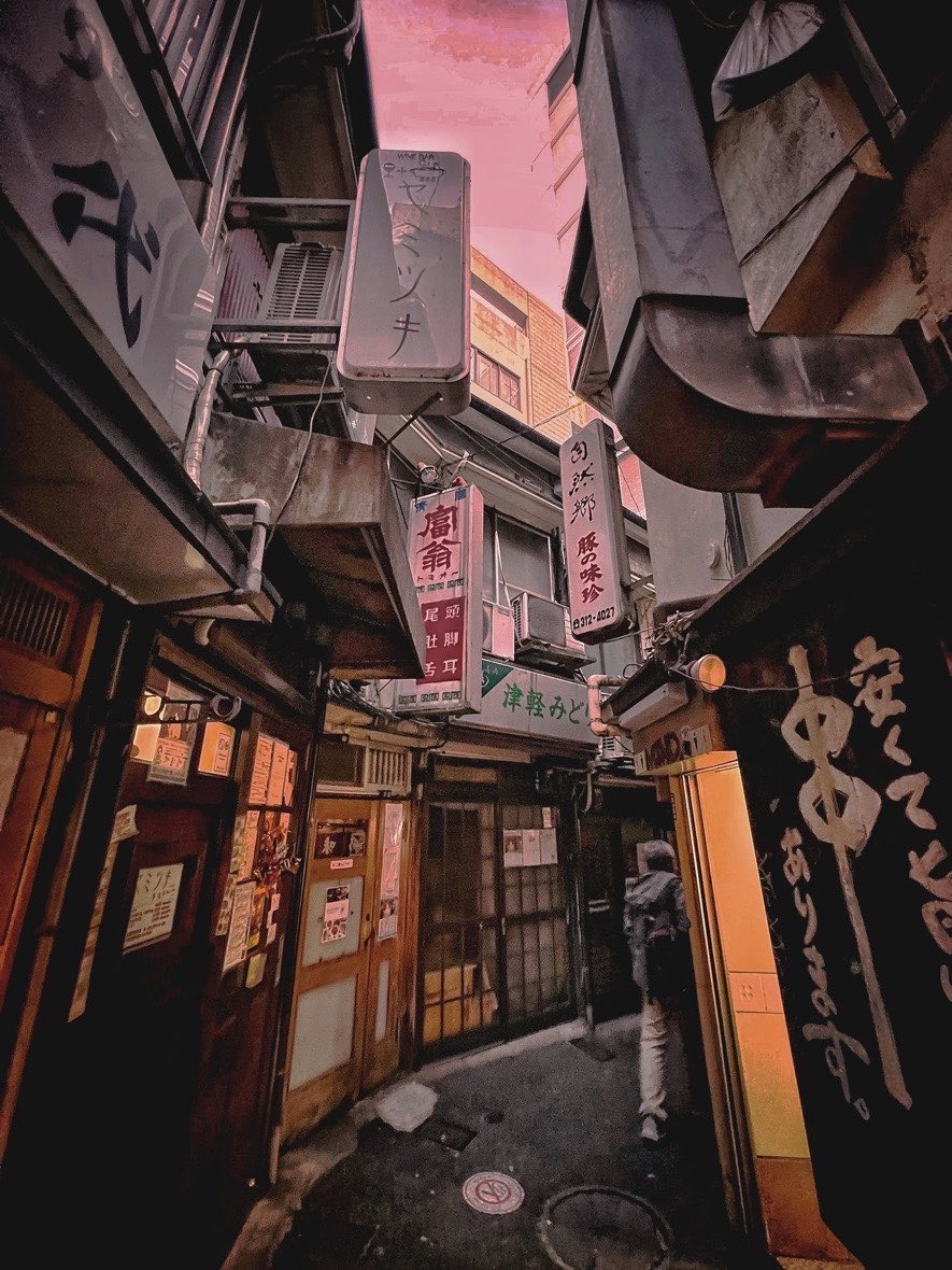 ibukiinterpress's tweet photo. 夕景の小径酒場の慈しみ https://t.co/UJ9ENse6kh