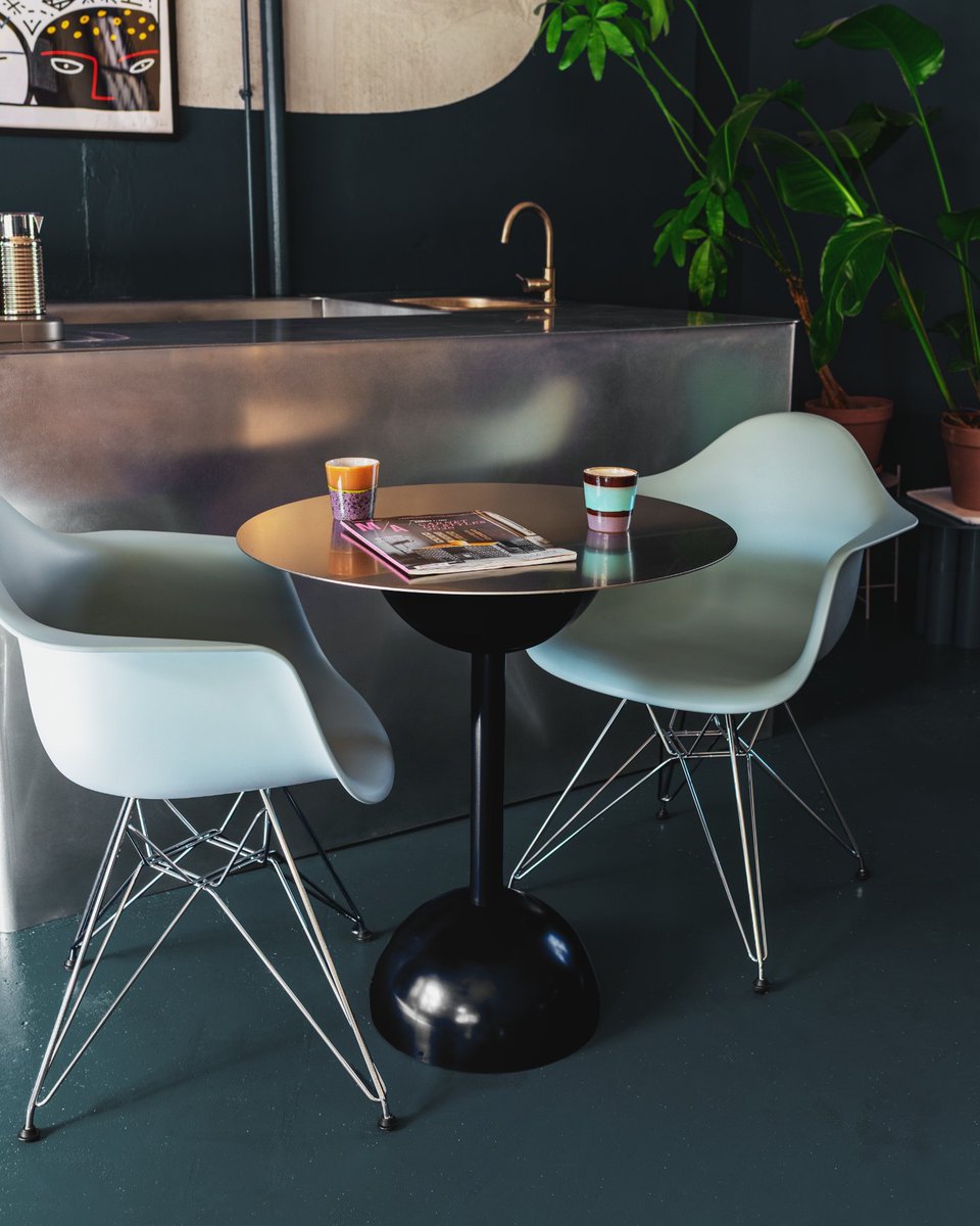 ClarkLysonmz4's tweet photo. Coffee time! The Bobola table’s generous form and soft curves are always ready to welcome you. A beautiful balance of materials, designed for everyday moments. Have a lovely day! https://t.co/gBwoJFIWT8