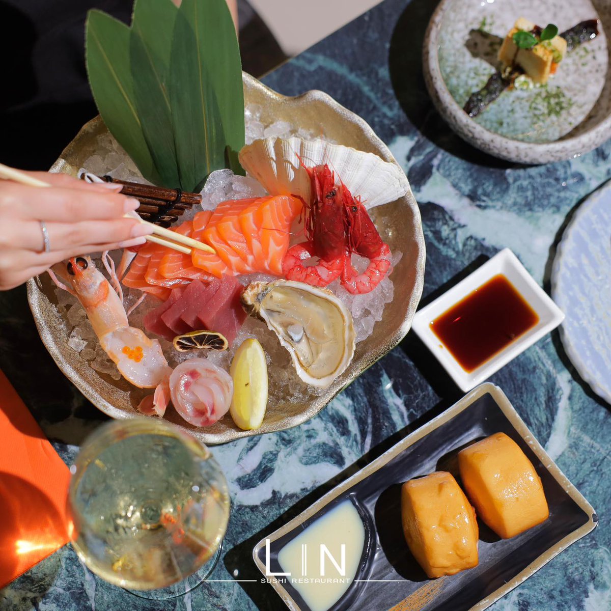 RaeannLevrjde's tweet photo. La freschezza incontra la creatività: pesce di prima qualità, sapori autentici e piatti curati nei minimi dettagli. Vivi un’esperienza unica tra eleganza, armonia e gusto. Prenota: 080 2369124, 351 6424056. https://t.co/BaIRN09wBl