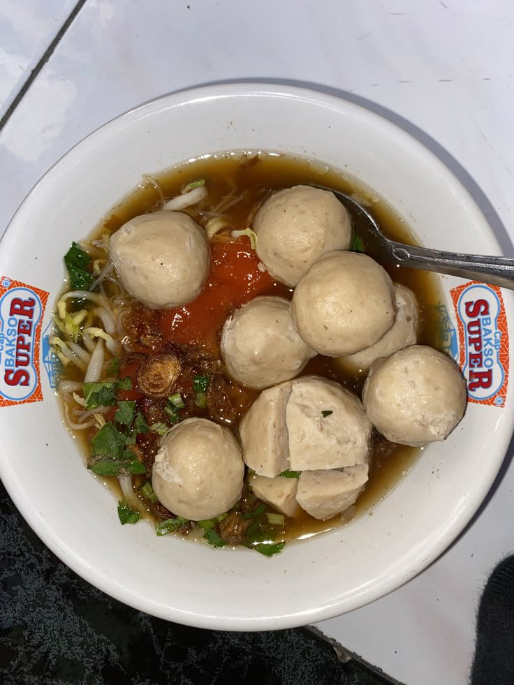 juyeosi's tweet photo. lebih suka bakso urat atau bakso halus? https://t.co/7CmRzhQ3vz