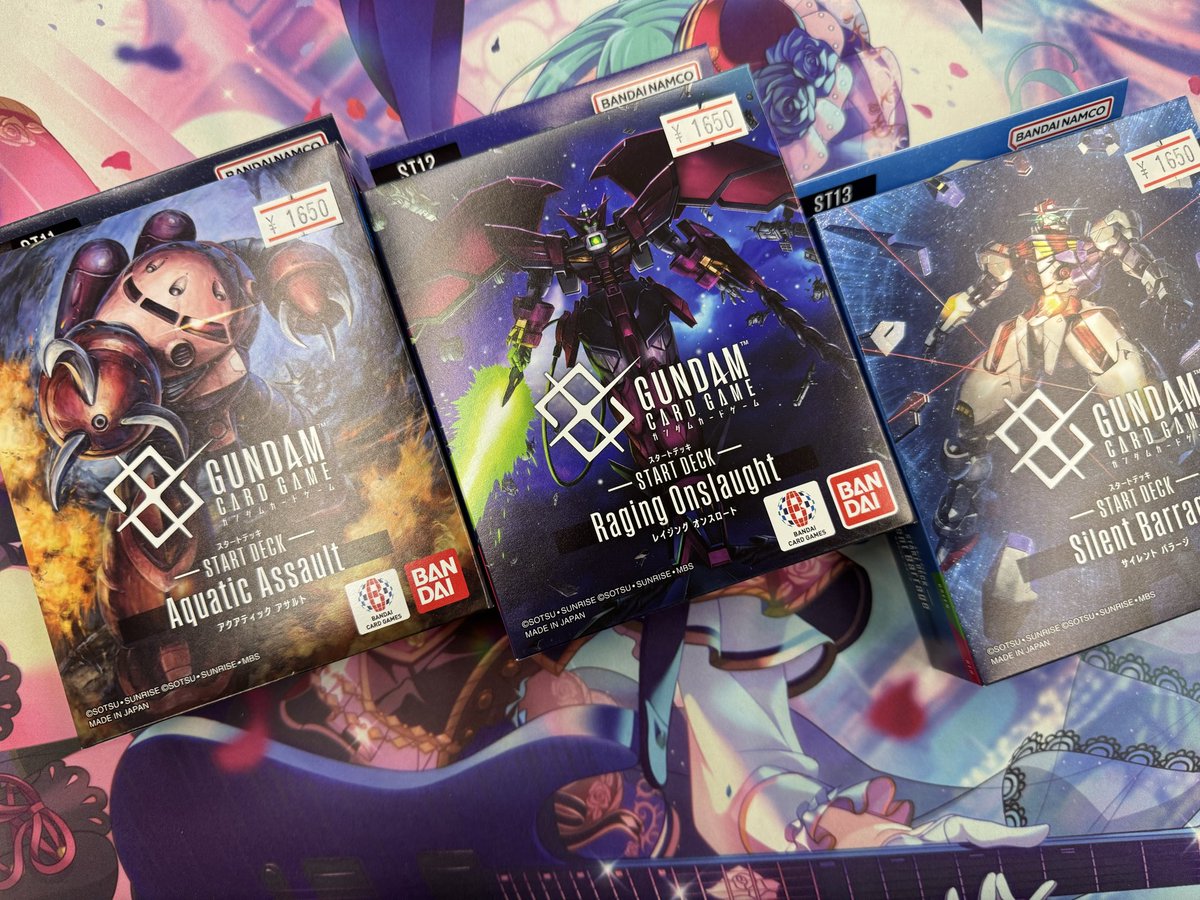hatoyatoy's tweet photo. 明日は発売のガンダムカードゲームスタートデッキが4種発売します。1種は手違いで明日着ます。よろしくお願いします。
#ガンダムカードゲーム
#スタートデッキ
#ガンダム
#バンダイ https://t.co/vRPVZjdxIG