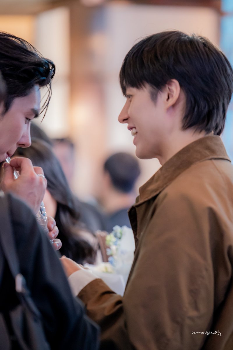 DarknessLight__'s tweet photo. ก็เหมือนสิ่งนั้น มากอยู่ 🙂‍↕️🙂‍↕️

#TeeHeng
#TeeBoonyakait #HengmarkII https://t.co/j0s20Be9g1