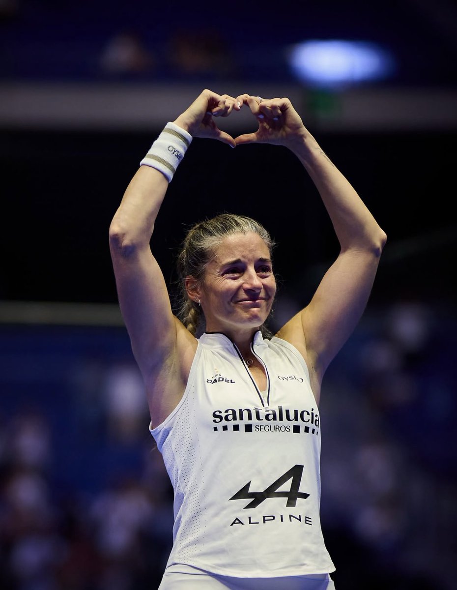 PalmaCarlota's tweet photo. 🌍 Campeona del Mundo en 2010, 2014, 2016, 2018, 2021, 2022 y 2024

La jugadora de pádel con más títulos mundiales de la historia 

Un palmarés que suena igual que la entrada de Rafa Nadal en Roland Garros https://t.co/ZalkbhJ1ip