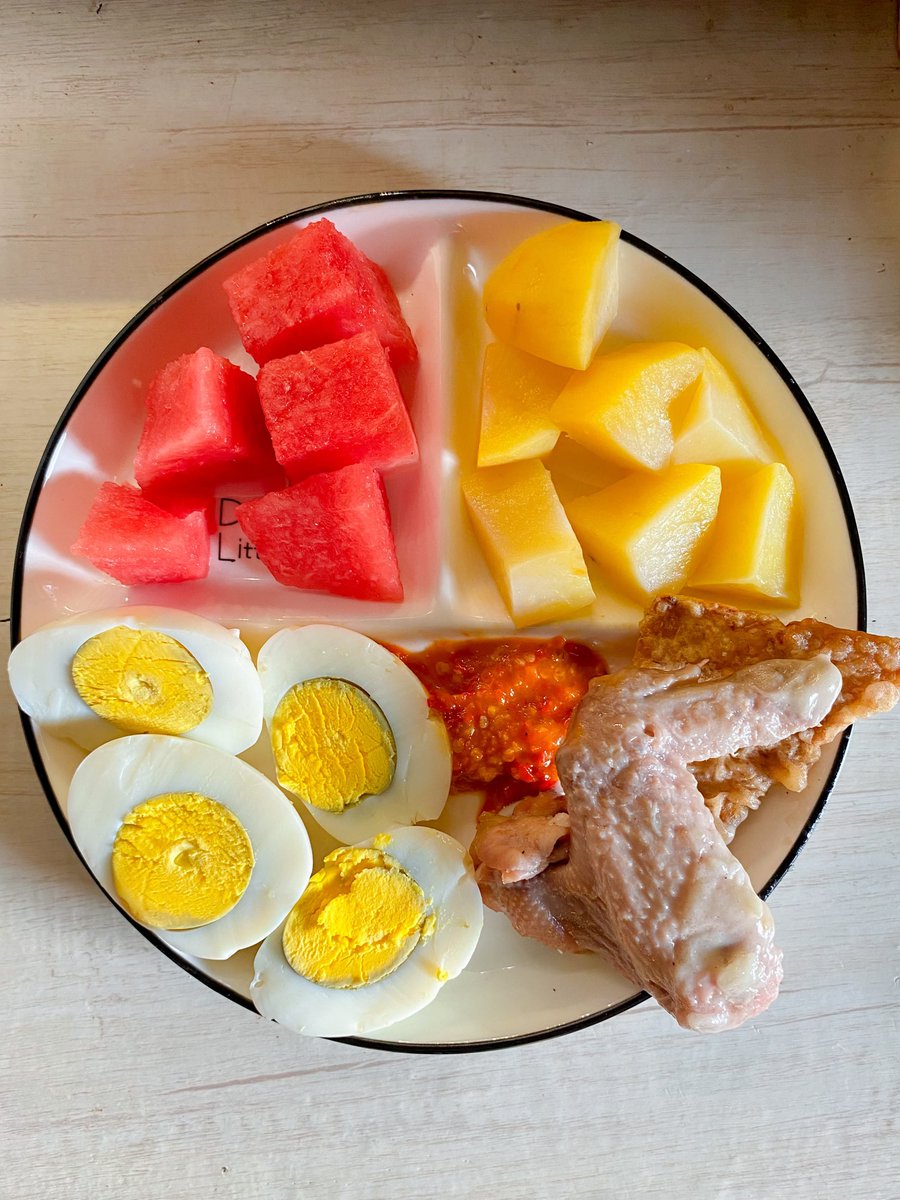 davinaanadaa's tweet photo. RECAP MENU IF SEMINGGU‼️

Diet santai nggak nyiksa loss 18KG. ✨ https://t.co/fxlVy5pYZ1