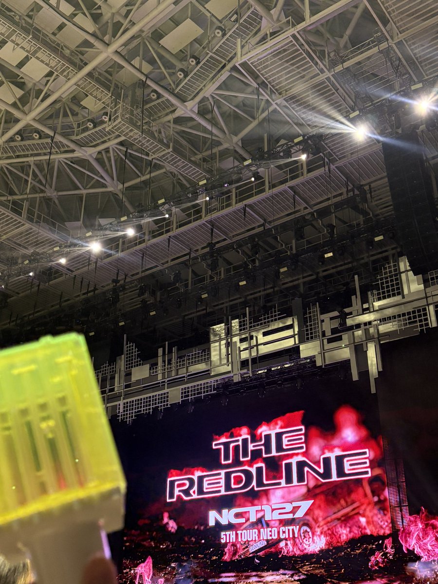doejddlll's tweet photo. 근황…~
콘서트 열심히 즐기다 왓어요🤩
후회없던 3일 스탠딩💃🏻
레드라인 또 합쉬다….(ㅈㅂ https://t.co/fLgIWMx0XR