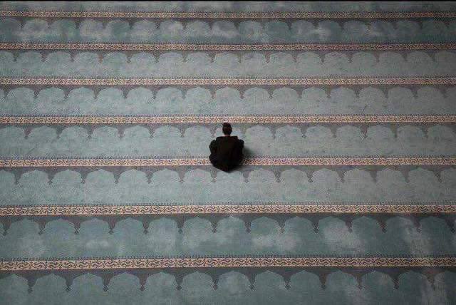 khaledm92's tweet photo. أعِنّي عَليَّ فَإنِّي عَدوِّي، و أنتَ عَليمٌ بِكُلِّ الخَفايا. https://t.co/vFAcPLRyAl