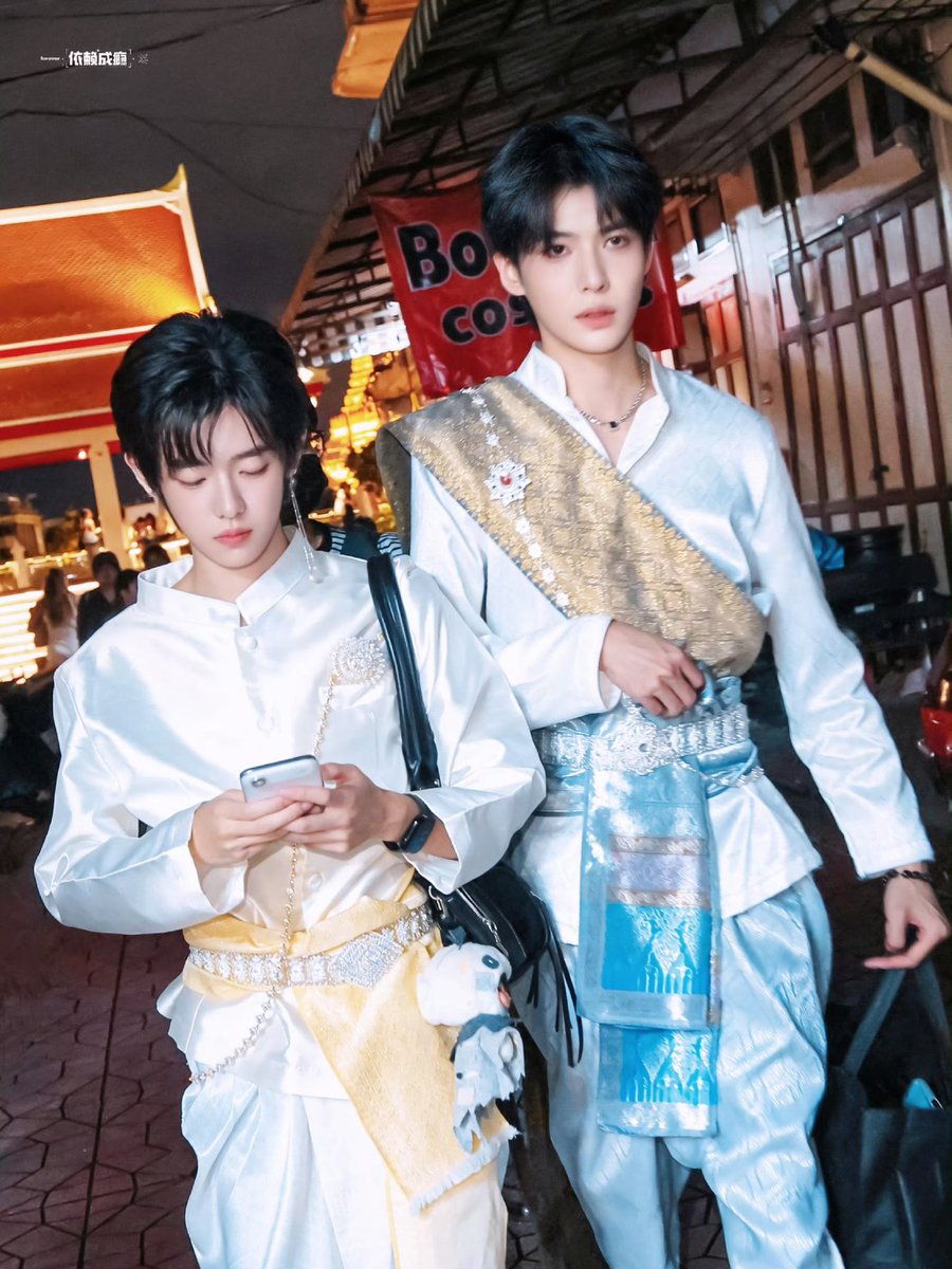 yunxhyerim's tweet photo. Bangkok air really hits different. Everyone Looks extra beautiful here 😭🤍

Cr Weibo 可以再依赖我一点吗

#TheMissingPiece #请记住我的名字 #RaoZihao #ZhuHou #Zhuzi https://t.co/Jd0BEYaO8x