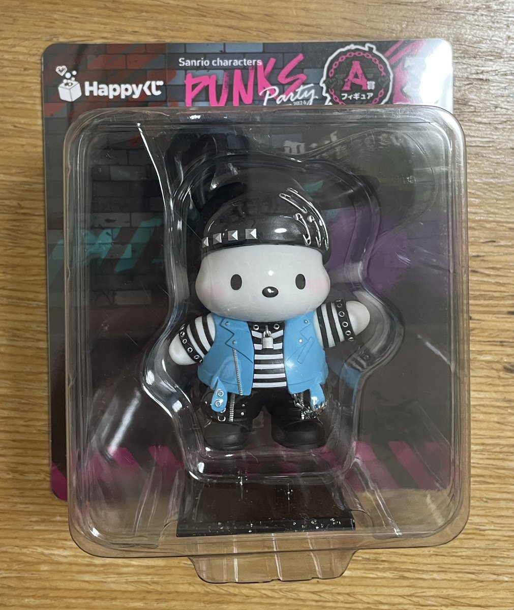 sho_09_l's tweet photo. サンリオ Happyくじ「Sanrio characters PUNKS Party 〜Halloween 2026〜」 交換

【求】A賞 フィギュア クロミ

【譲】A賞 フィギュア ポチャッコ

都内手渡し>>郵送 https://t.co/34KXmyBsfR