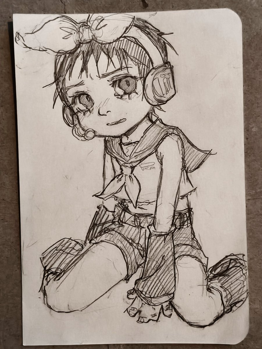 kaa26n's tweet photo. train sketches #spstan feat kagamine rin , ignore his big ass head https://t.co/LiJTJCVYQW