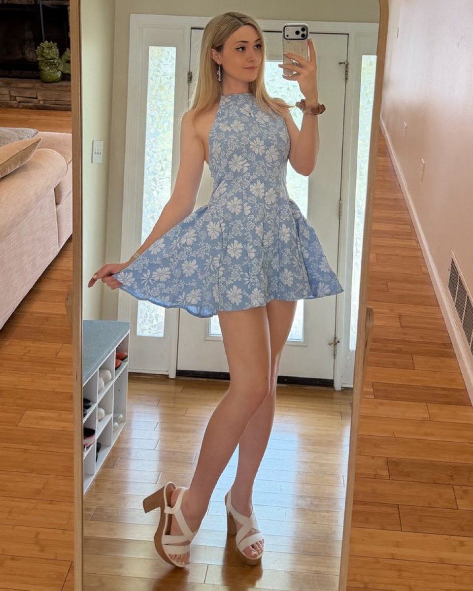 michellotter128's tweet photo. Almost 6 years into my transition and I think it turned out pretty good 🏳️‍⚧️ https://t.co/sbkCZb6YWK