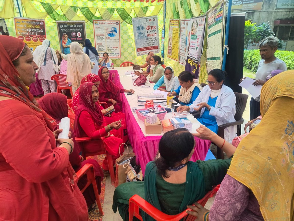 NACOINDIA's tweet photo. From one state to another. From districts to villages. From classrooms to public spaces.

For 45 days, Intensified IEC Campaign 3.0 has been taking HIV awareness closer to people across India.

Through folk performances, rallies, school outreach, village sensitisation & health camps, SACS are keeping conversations around HIV prevention, testing & treatment moving forward.

A glimpse of the journey so far. The message continues.