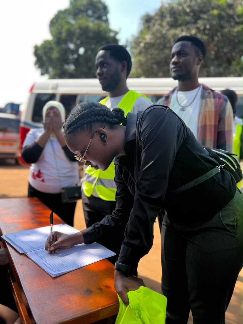 RotaractClubVU's tweet photo. Our team is checked in and ready to roll for today’s community outreach. Huge day ahead with First Aid training, Blood Donation Drive, and Mental Health sessions on deck

Registration is locked in, spirits are high, and we are ready to kick off a day of impact

#WeAreRACVU
#CreatingLastingImpact
