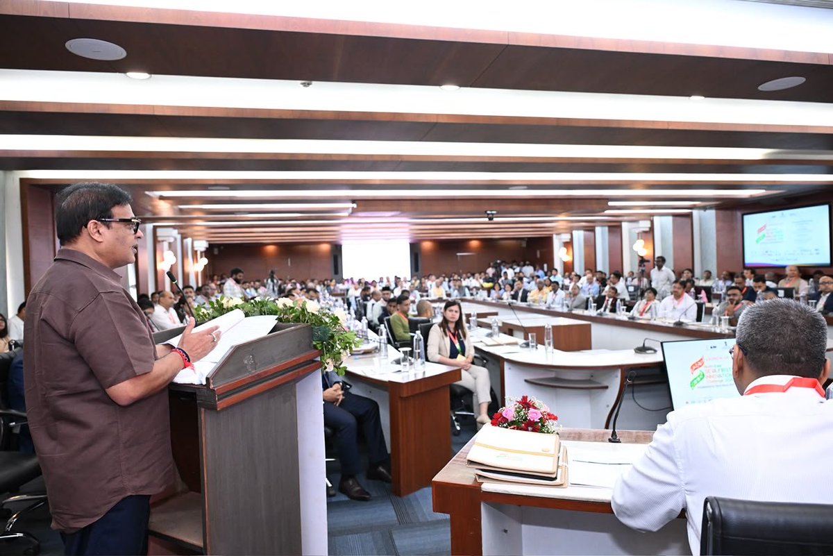 himantabiswa's tweet photo. Today, we launched the North East Seva First Innovation Challenge- where our young innovators will find solutions to pressing issues and the Govt will adopt them, incentivise them and together bring about tangible changes.

Read more on my LinkedIn post
https://t.co/sAtZdcfpvM https://t.co/v4cT3XvaGC