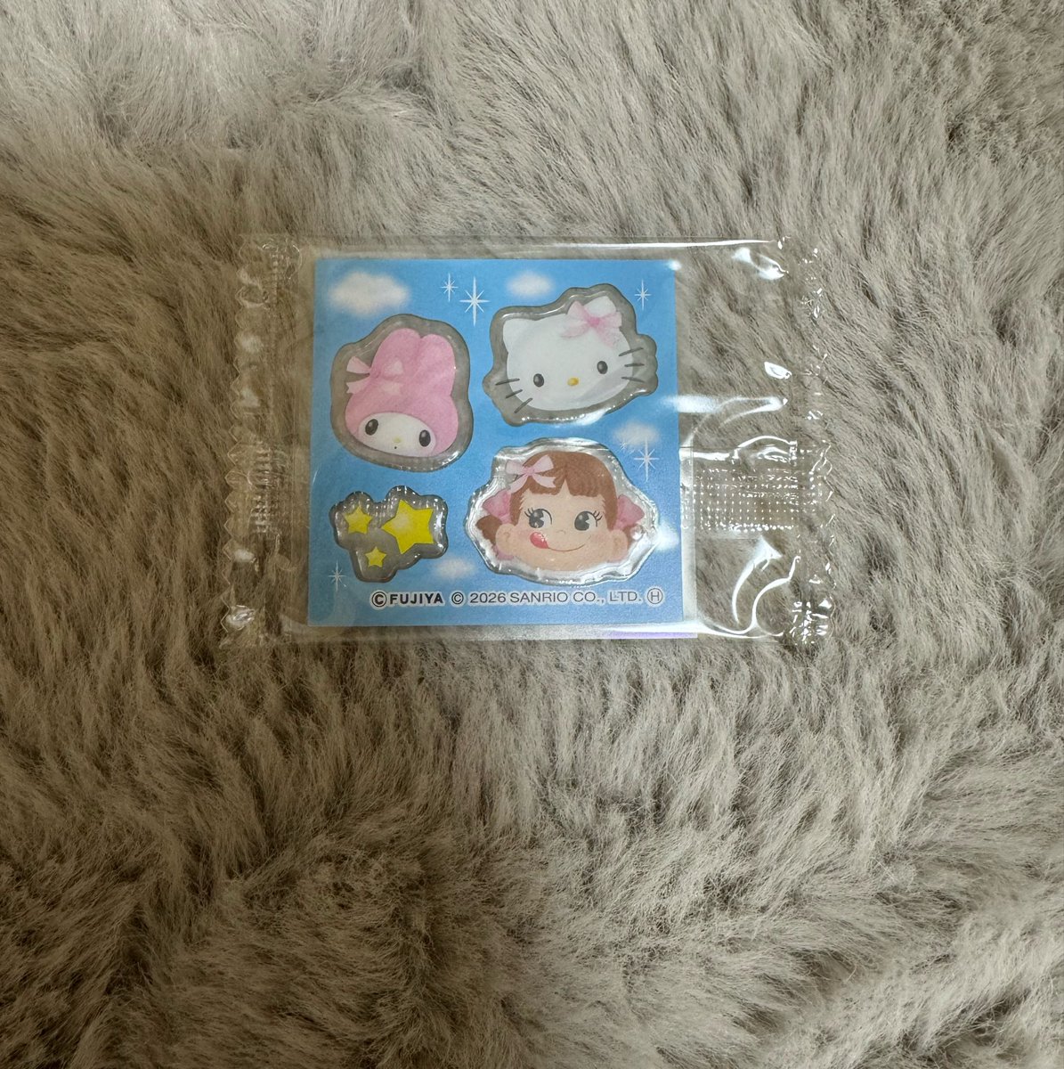 gr_ly3's tweet photo. 【交換】サンリオキャラクターズ  うるつやシールグミ

譲 マイメロ キティ ペコちゃん

求 ○ついているもの
赤丸を優先的に求めております。

郵送での交換希望📮検索からでも構いませんのでご連絡お待ちしております。 https://t.co/V7GU6T3TjQ