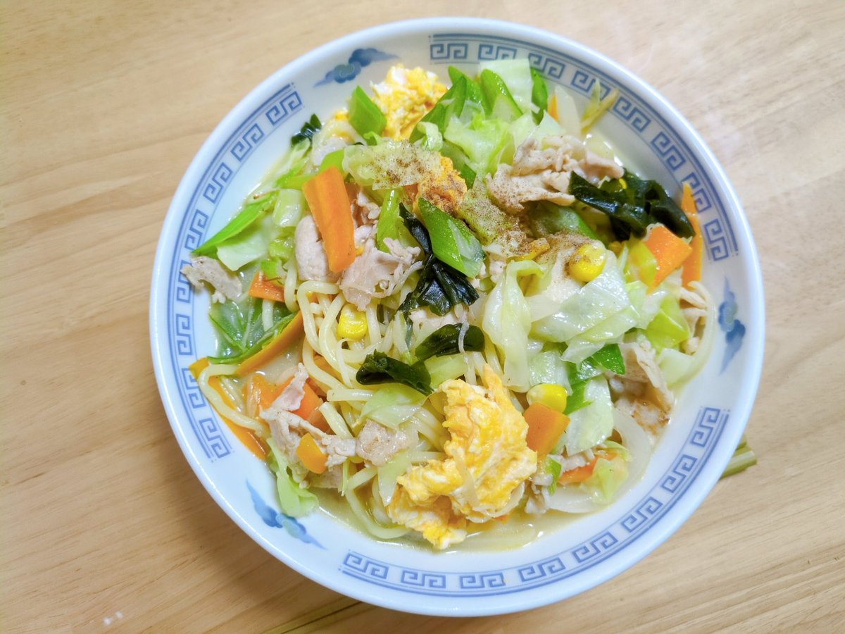 yurimarustar's tweet photo. 今日の晩ご飯

☆ちゃんぽん

どうも体調が良くならない。。
今日も早く寝よっと！
歯まで痛くなってきたわ(￣▽￣;)
これだけ具だくさんにしたら、なかなか減らなかったわꉂ🤣𐤔 https://t.co/CJUoKRB9ll