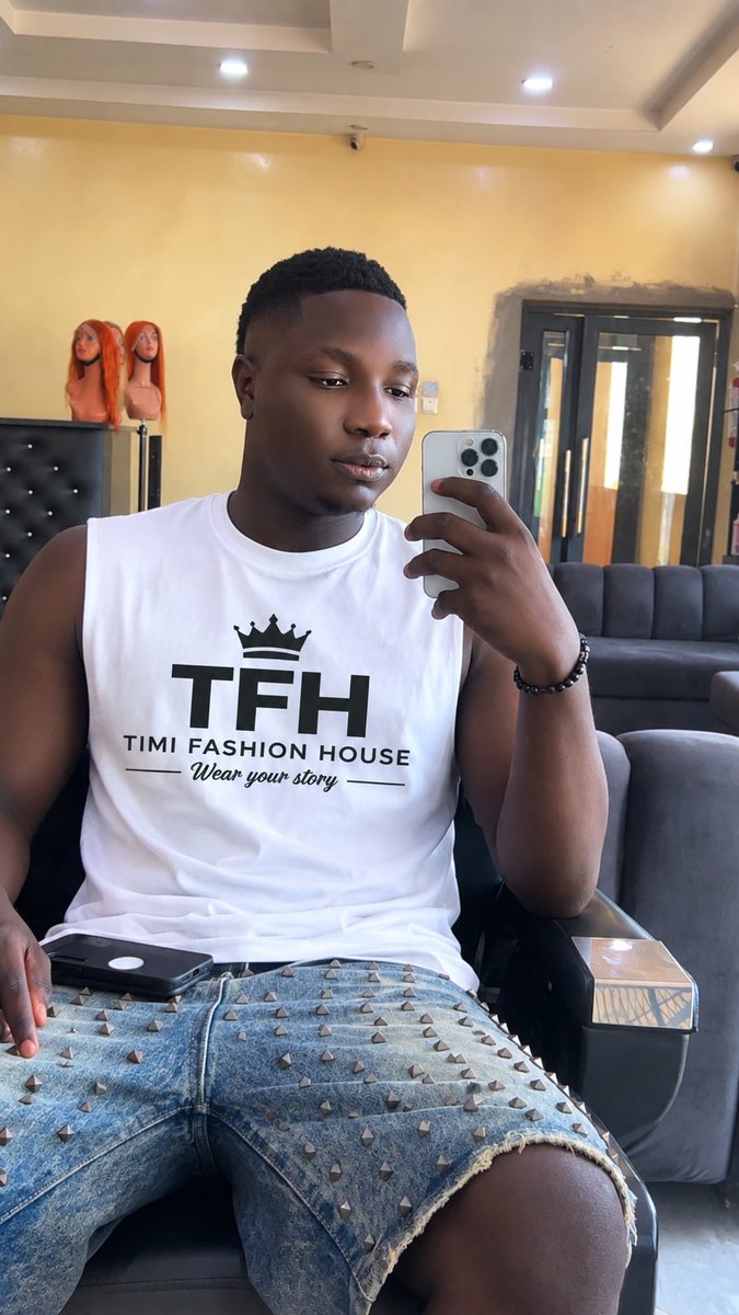 jane92010's tweet photo. I will be launching my Brand (TFH) next month so do well to patronize your boy https://t.co/9zFjKEc12Z