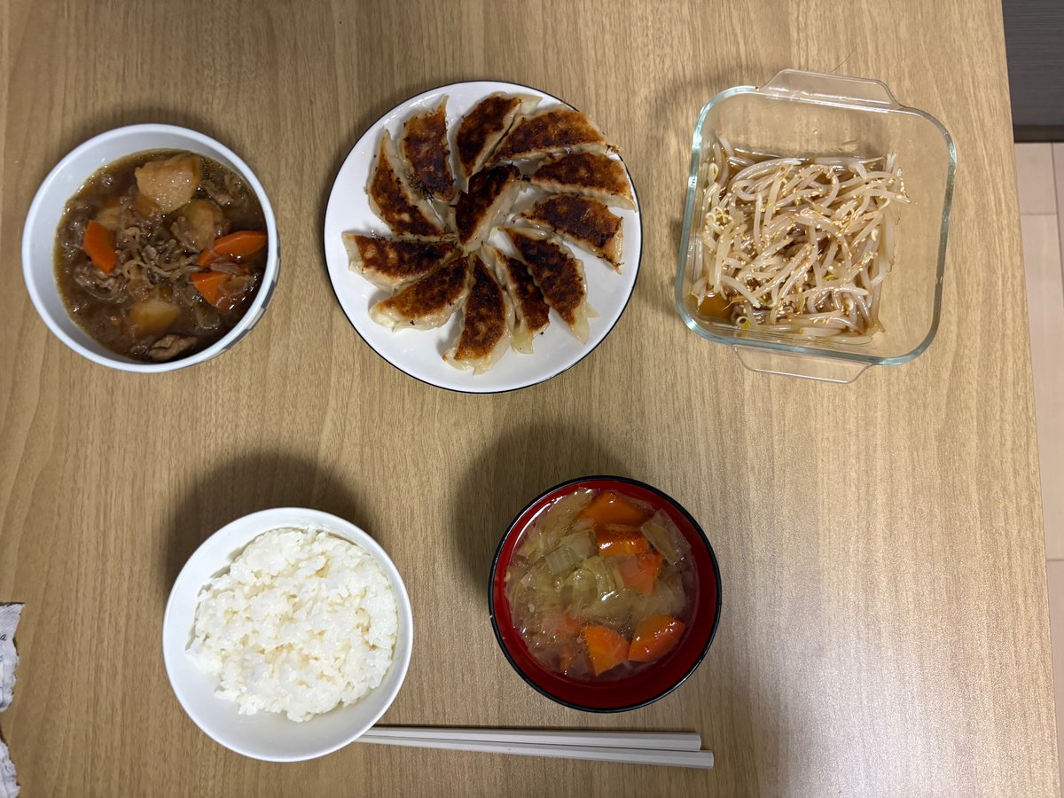 irucKa0210's tweet photo. せっかくだから好きだけど作るのめんどくさい料理作った https://t.co/jCEBbo34MB