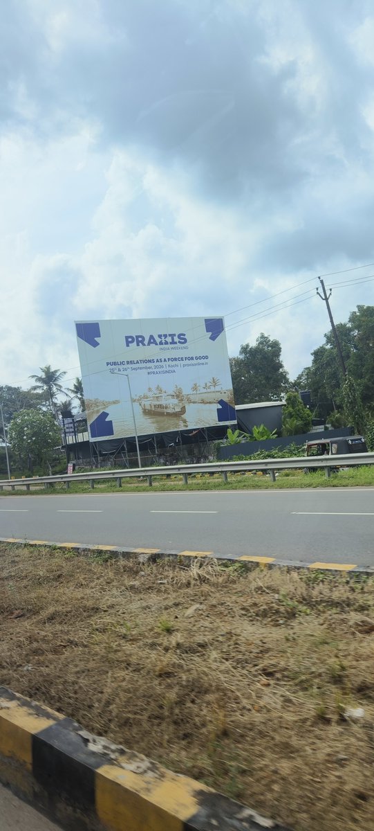 AmrithaFenn's tweet photo. Spotted outside the Cochin International Airport.

#PRAXISIndia https://t.co/CCZDJnb4yq