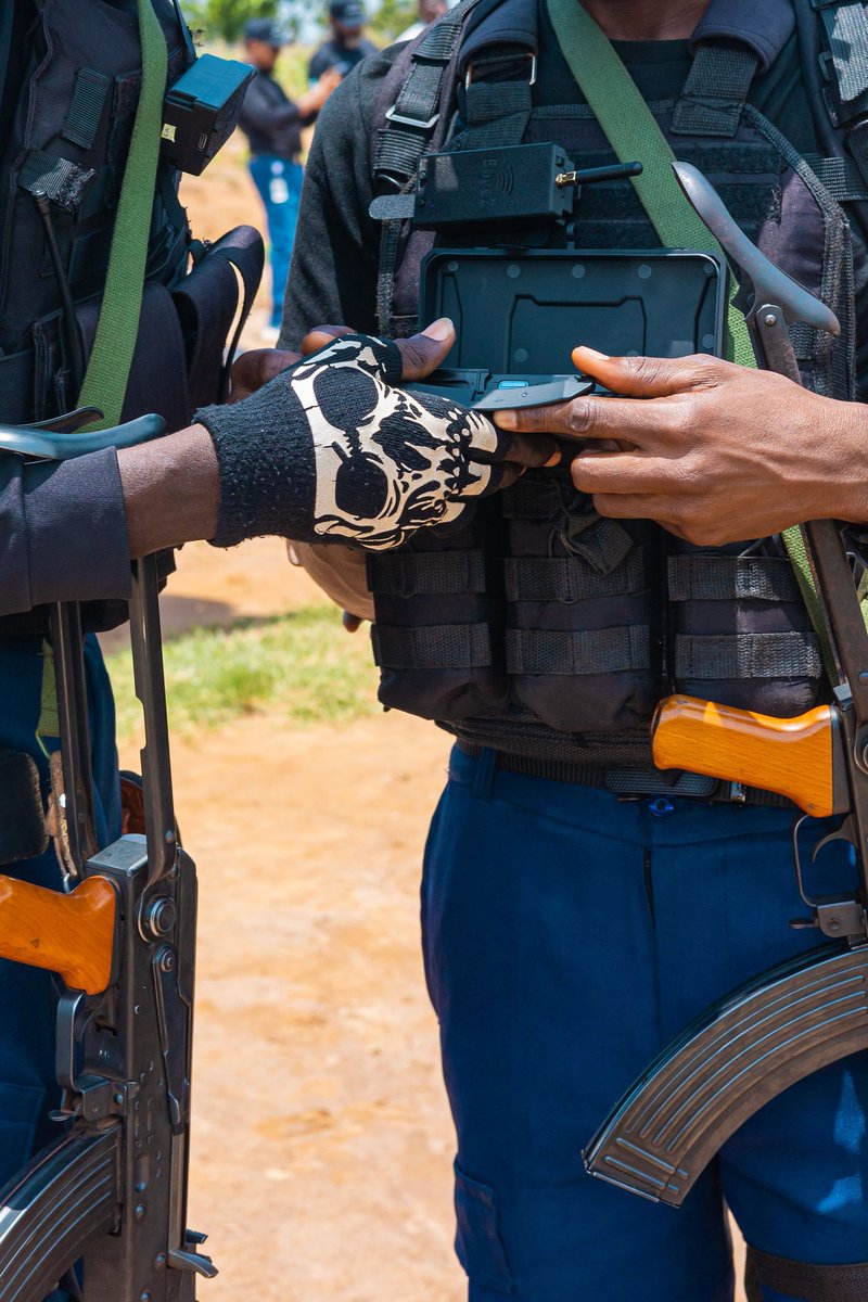 DefcommS's tweet photo. Security cannot be viewed in isolation.

As threats evolve, Africa needs integration, collaboration, and resilient technology across defence, government, industry, and research.

SignalForge brings these together through practical testing and innovation in offline communications. https://t.co/eupKMyF4x6