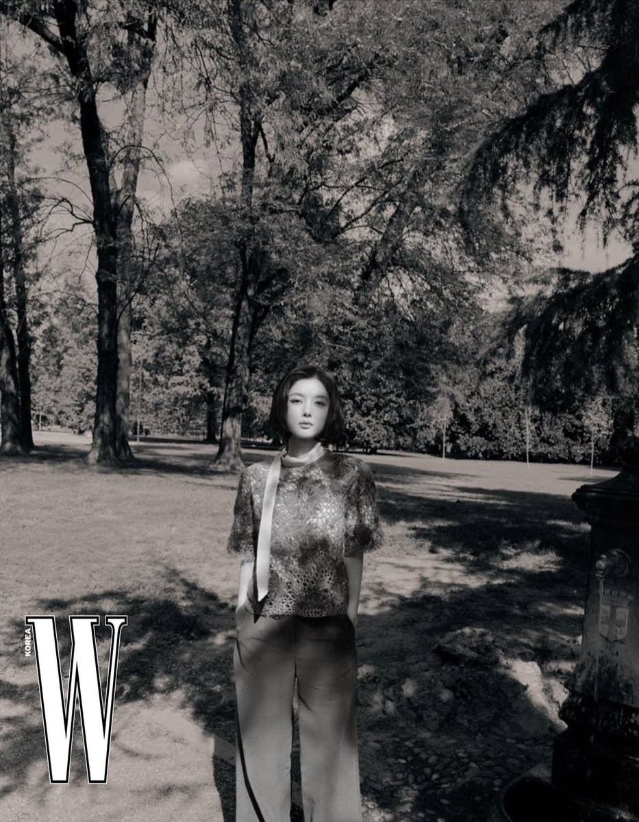 YouJungDay's tweet photo. 【W Korea】

ミラノに到着した俳優キムユジョン
静かな公園で、映画のようなショット🪻🎞️

🔗https://t.co/AsFJDZDX8D

#キムユジョン #김유정 #kimyoujung #2027SS #brunellocucinelli #100일의거짓말 #100日の嘘 https://t.co/f65zpVpbou